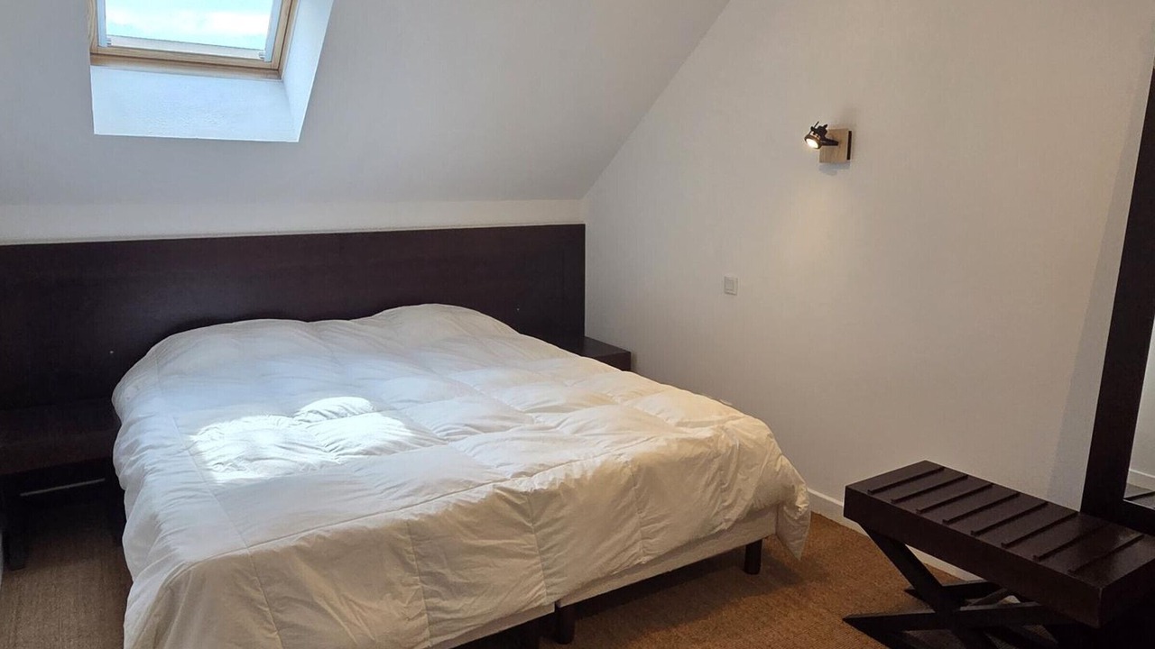 Photo of Bedroom in Louchy-Montfand