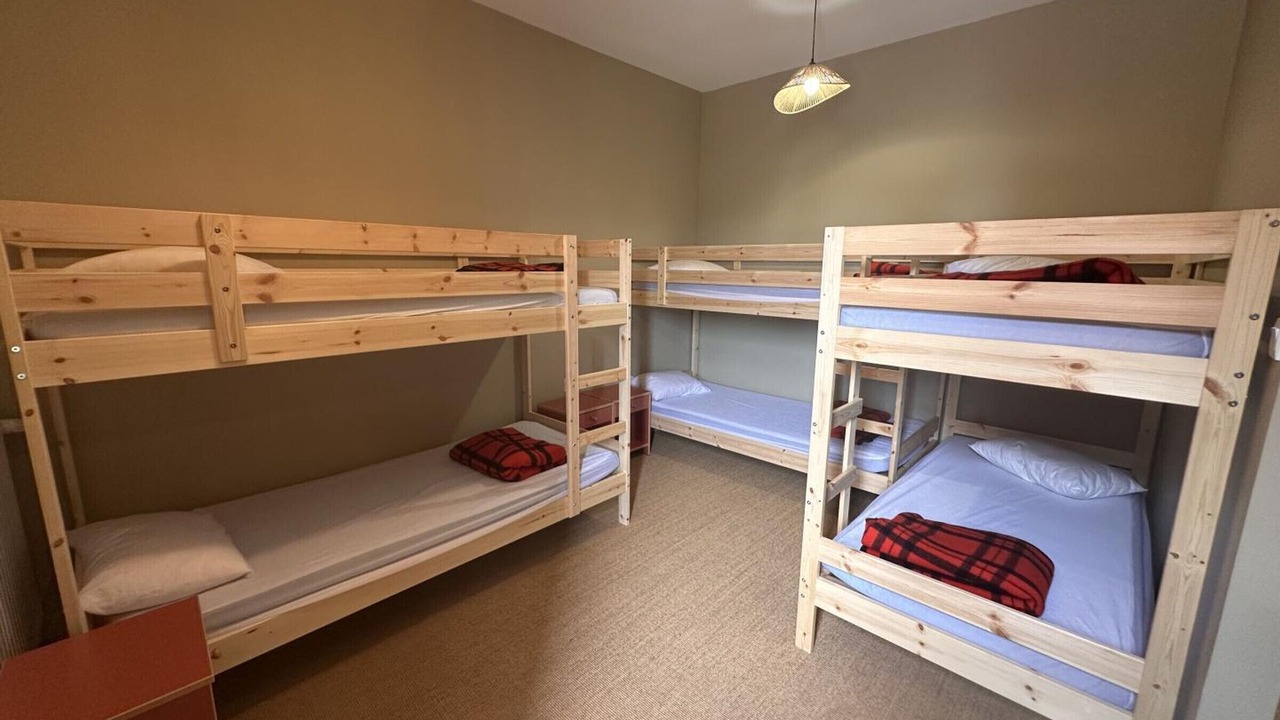 Photo of Bedroom in Louchy-Montfand