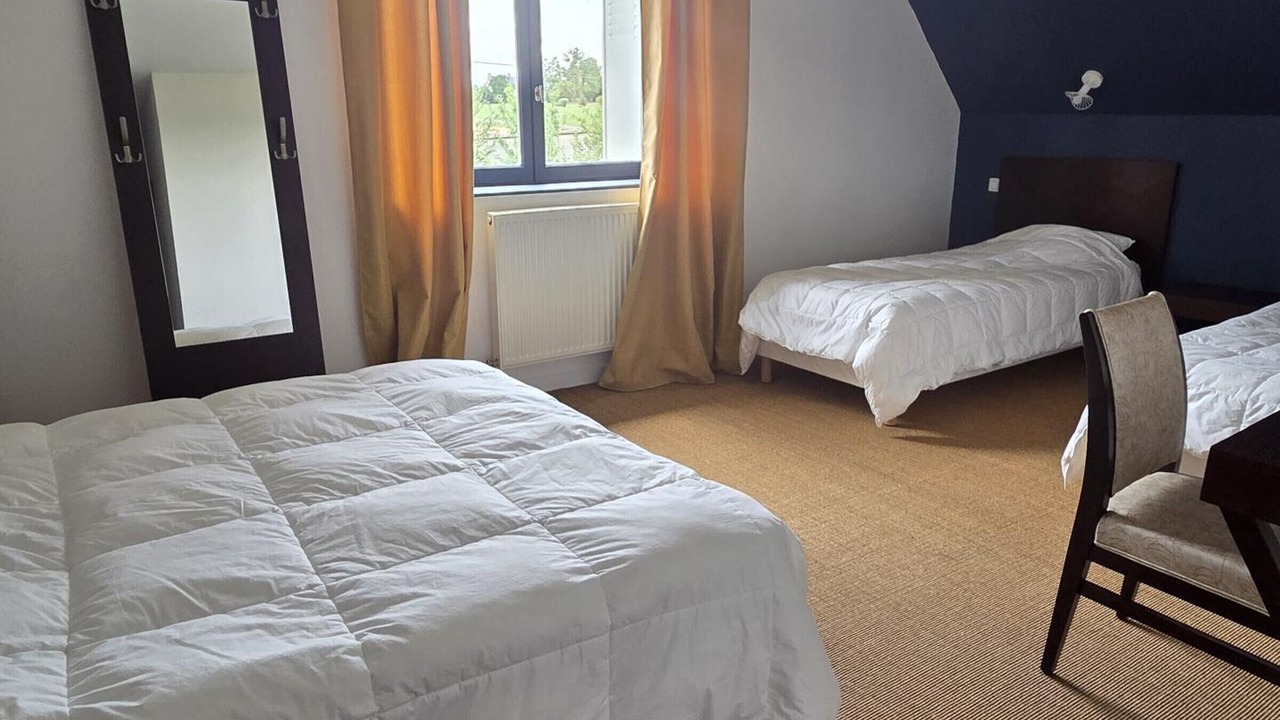Photo of Bedroom in Louchy-Montfand