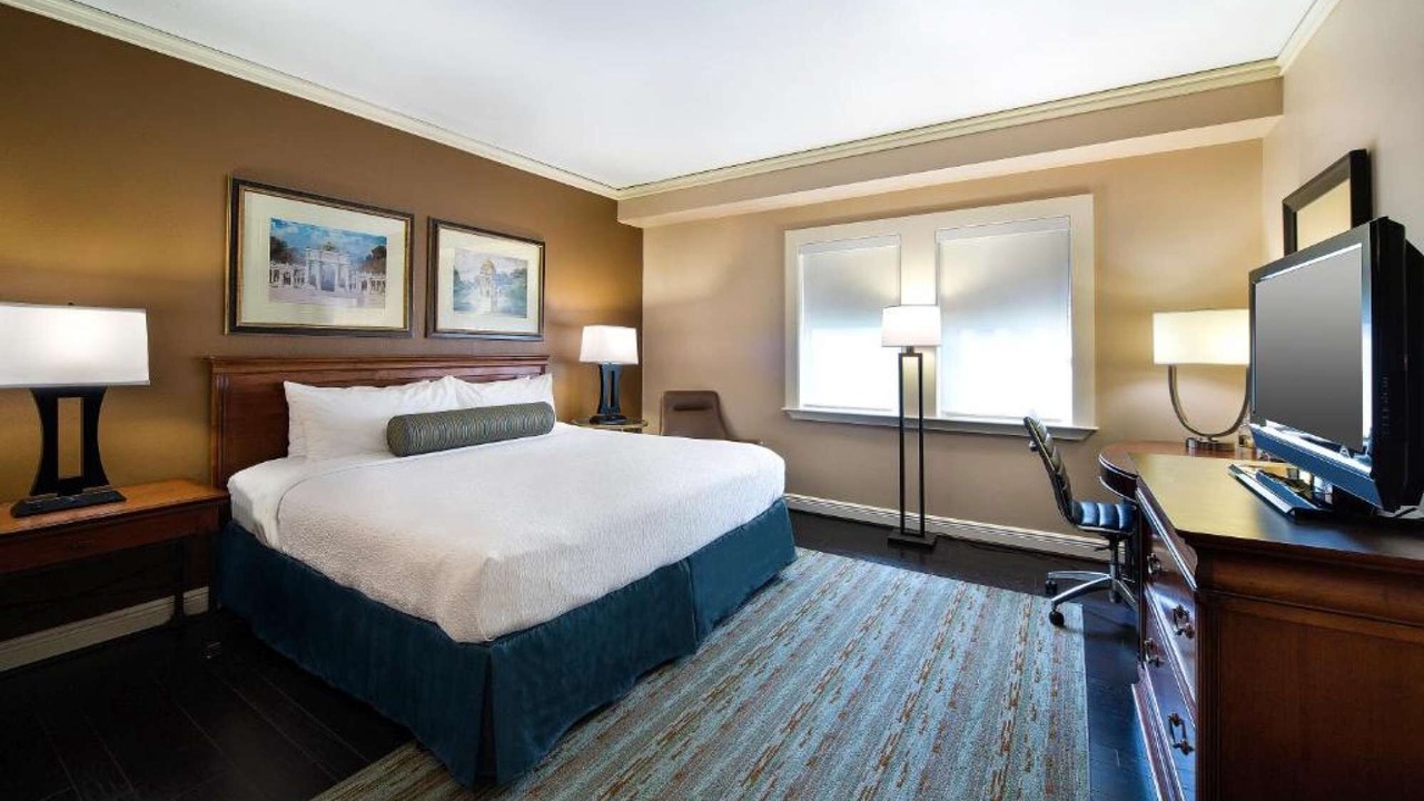 Photo of Bedroom in Central Business District