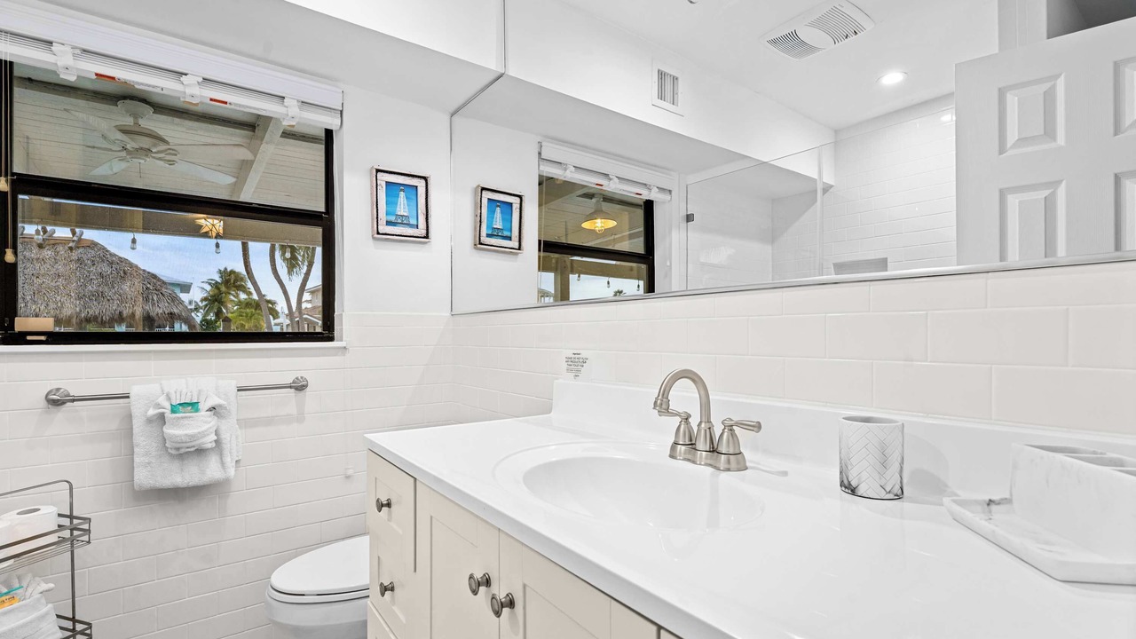 Photo of Bathroom in Key Colony Beach