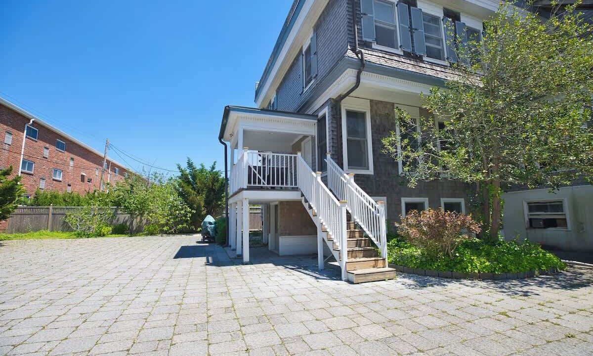 Photo of Outdoor in Admiral Estates