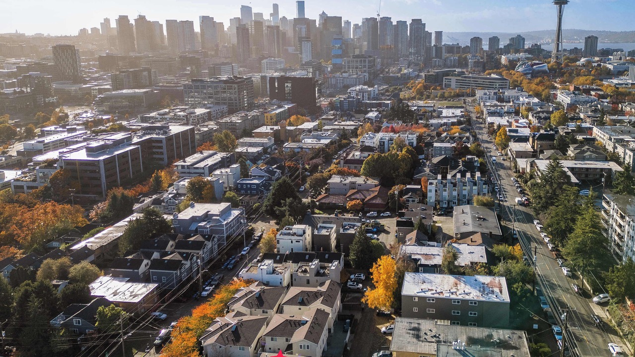 Photo of Others in East Queen Anne