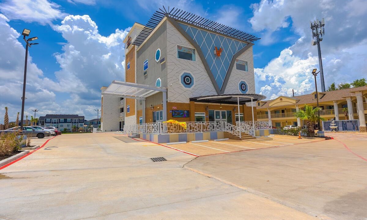 Photo of Outdoor in George Bush Park/Eldridge