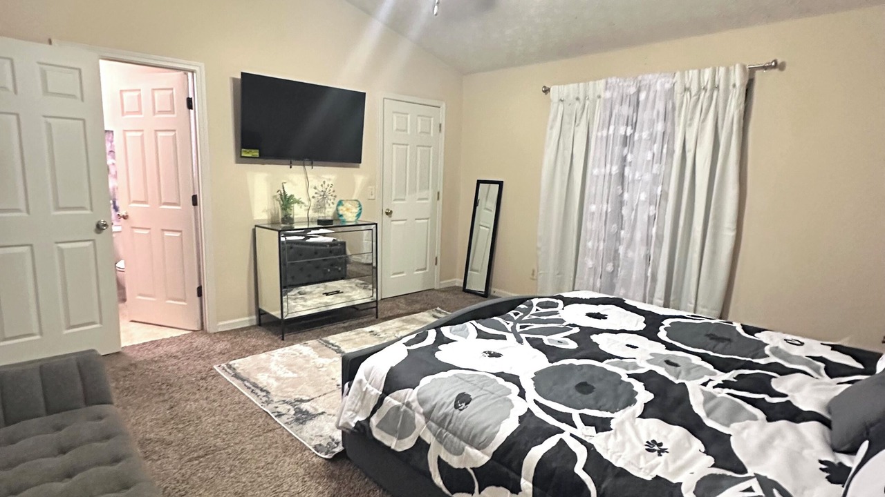 Photo of Bedroom in Lithonia