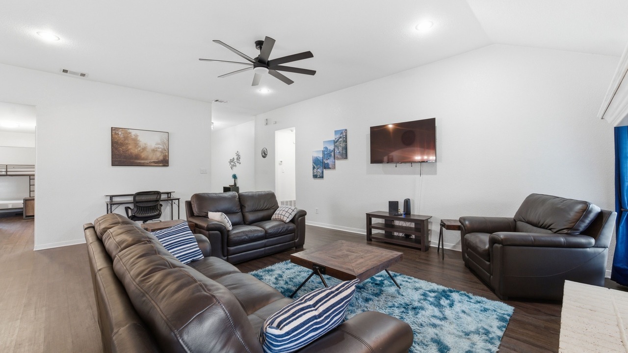 Photo of Livingroom in Killeen