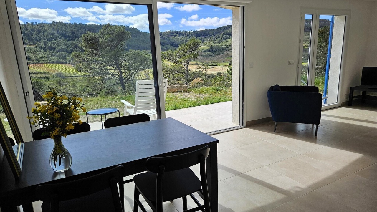 Photo of Livingroom in Pierrerue