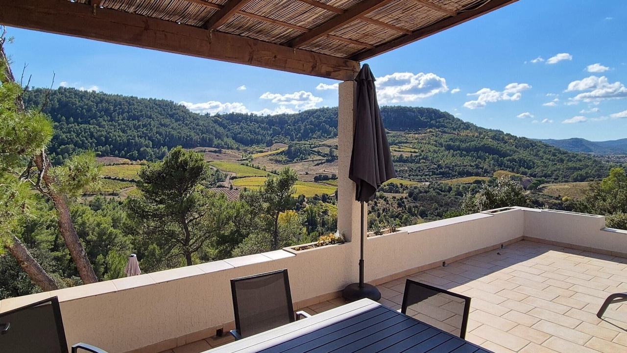 Photo of Patio Balcony in Pierrerue