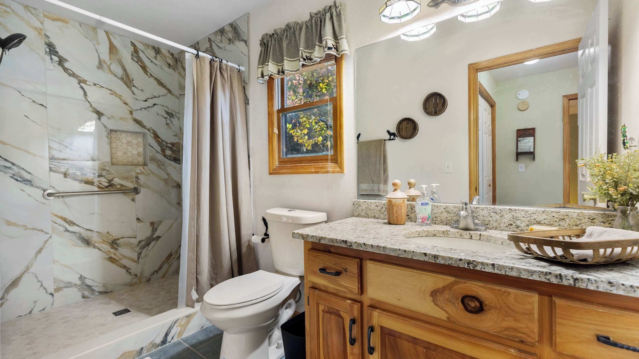 Photo of Bathroom in Murphy
