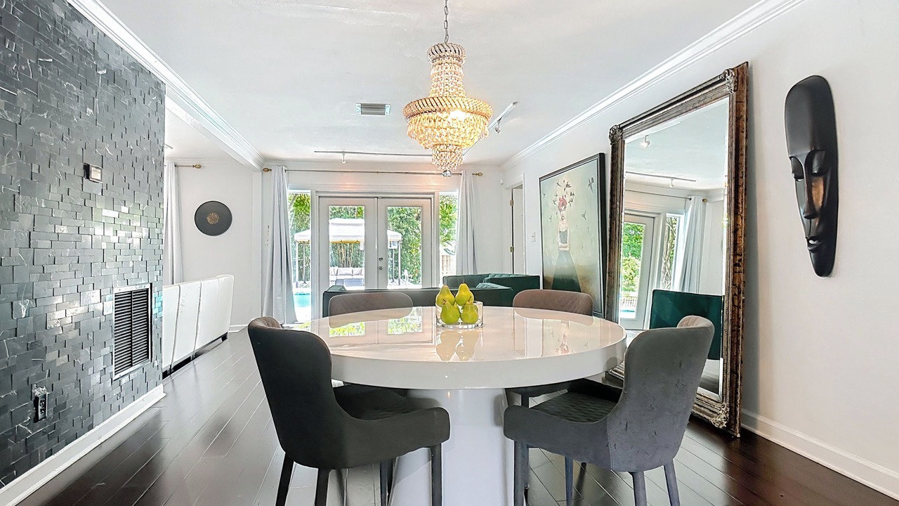 Photo of Others in Conway