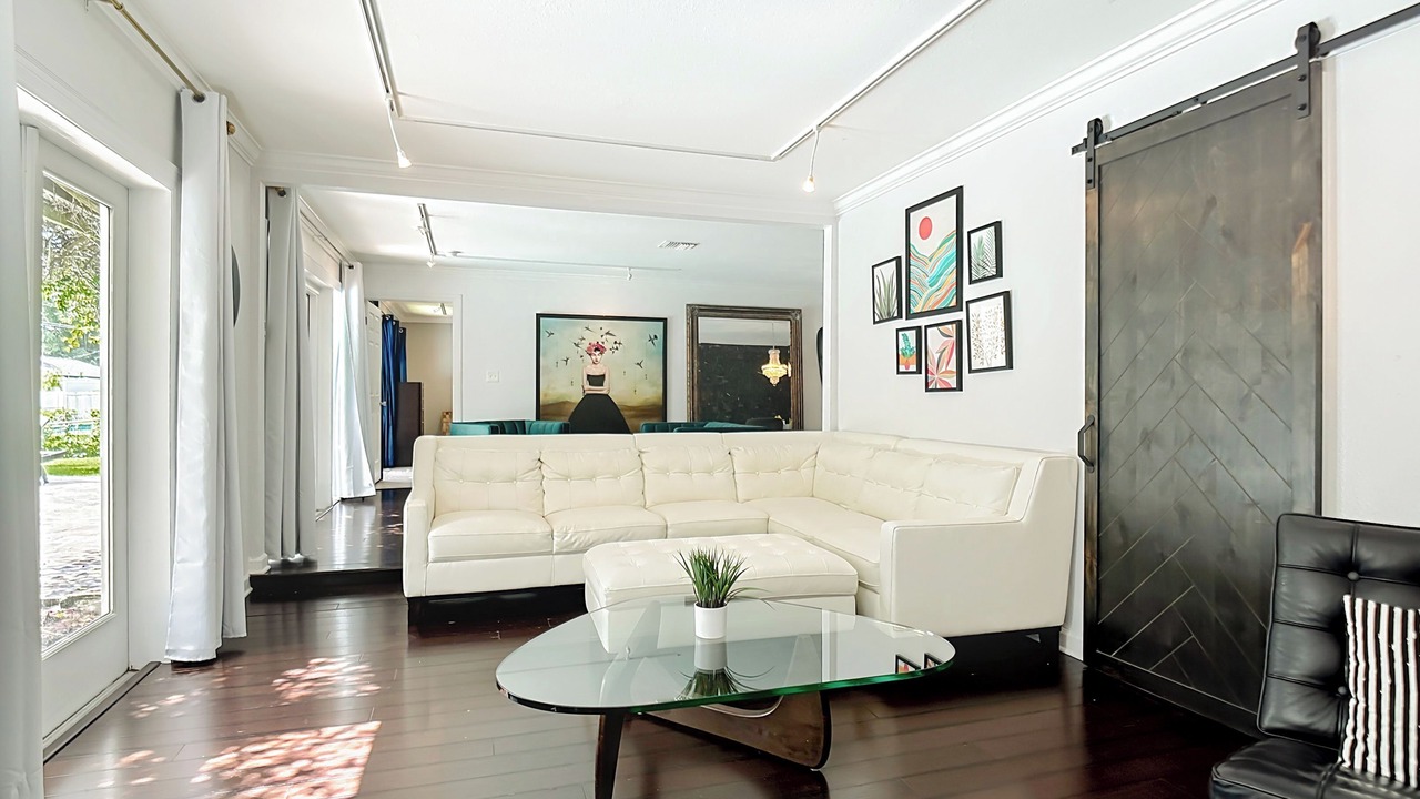 Photo of Others in Conway