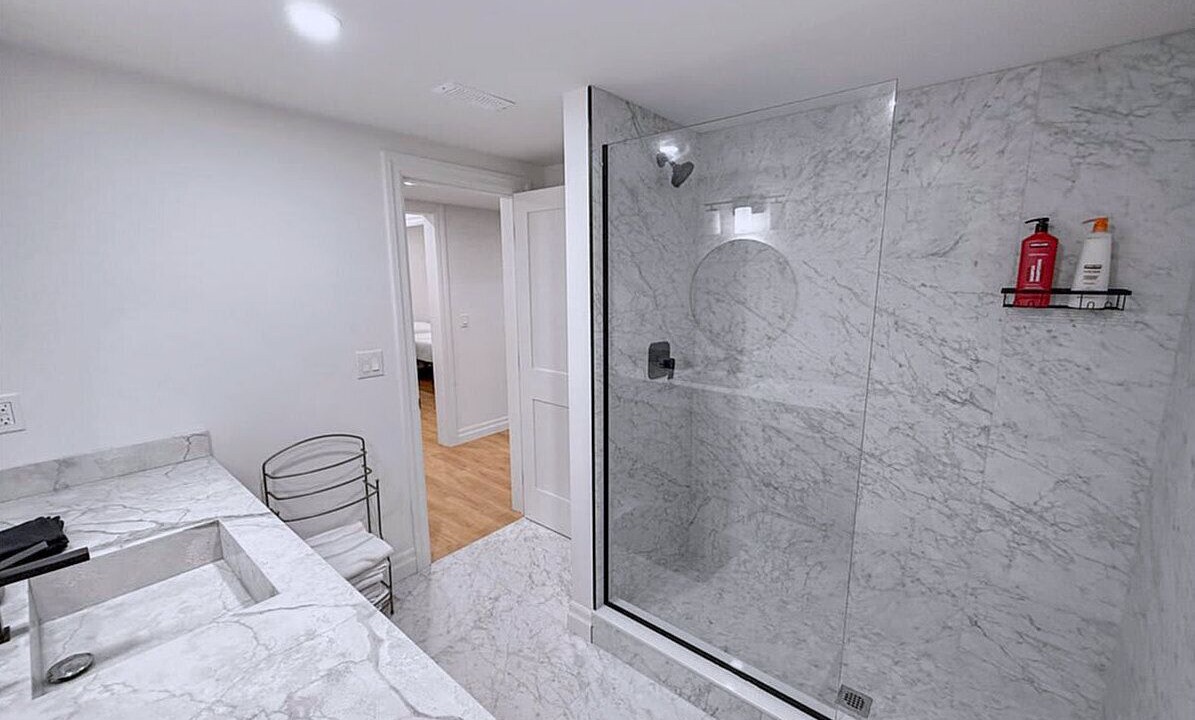 Photo of Bathroom in LaSalle
