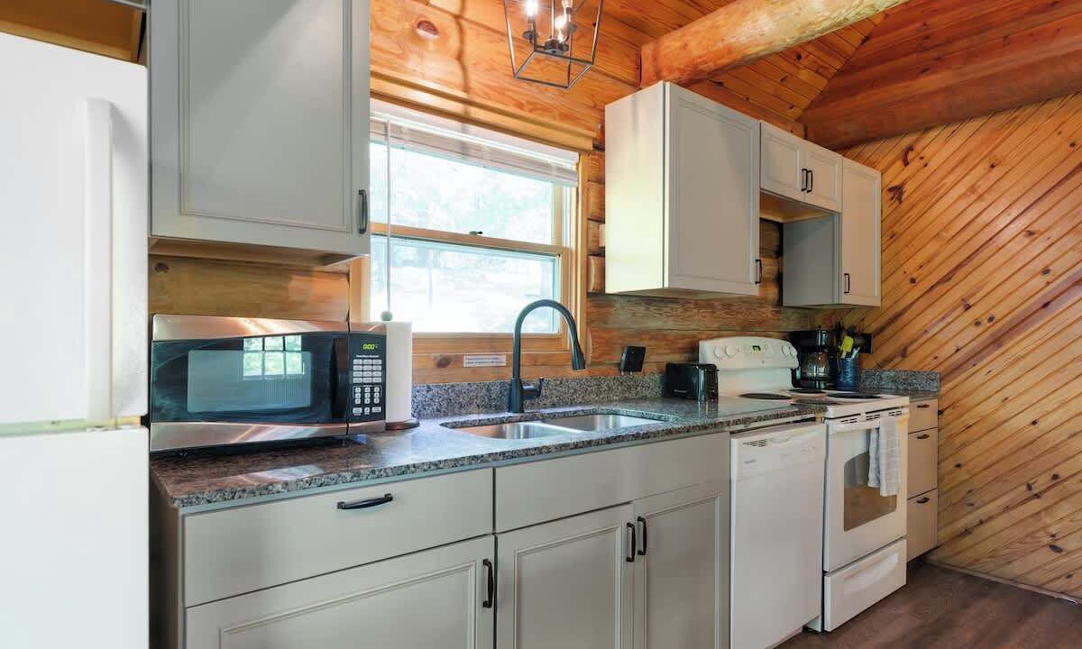Photo of Kitchen in Shell Knob