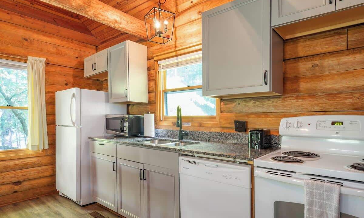 Photo of Kitchen in Shell Knob