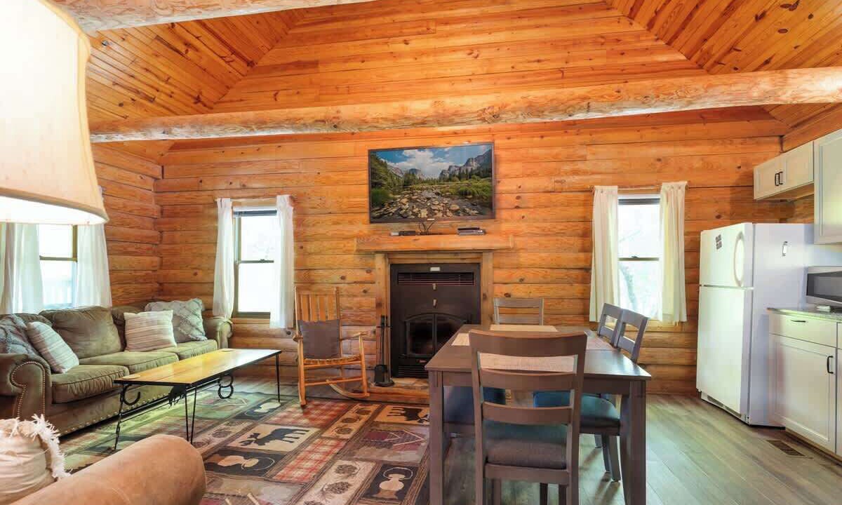 Photo of Livingroom in Shell Knob