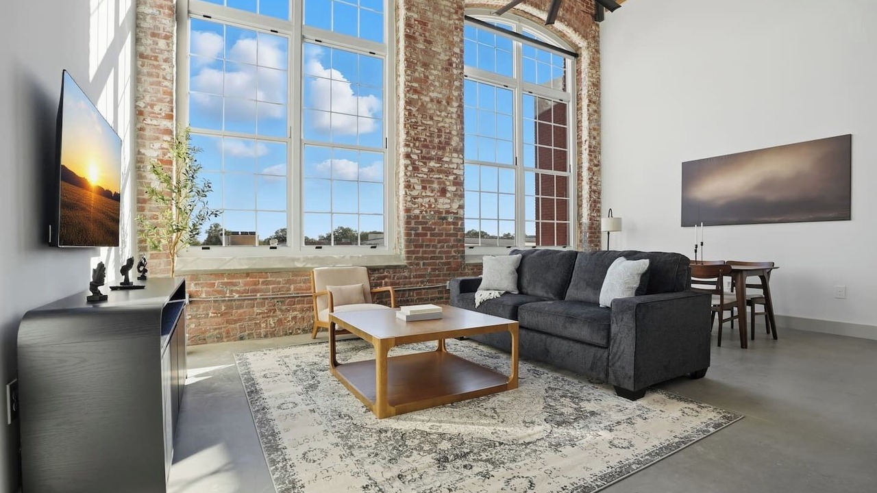 Photo of Livingroom in Judson
