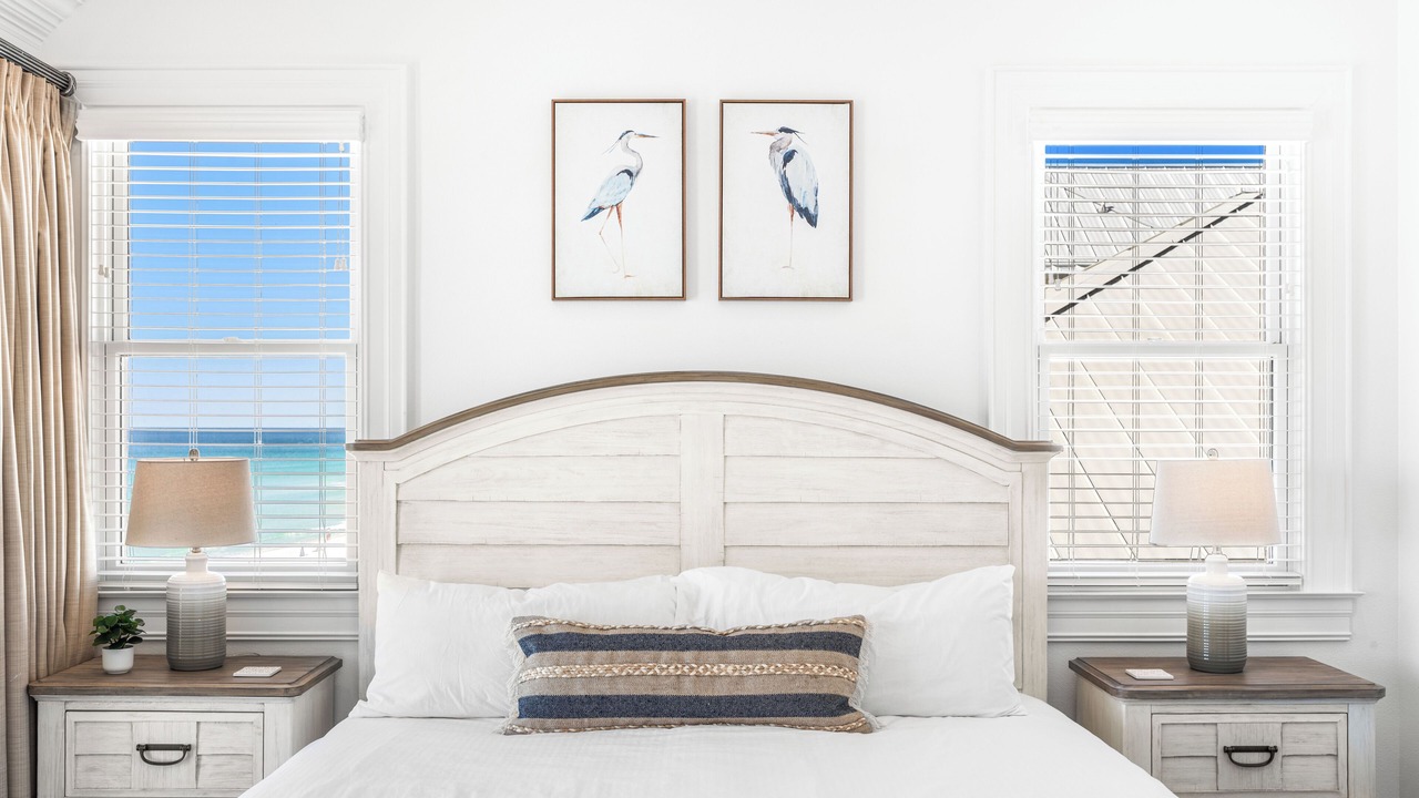 Photo of Bedroom in Delos