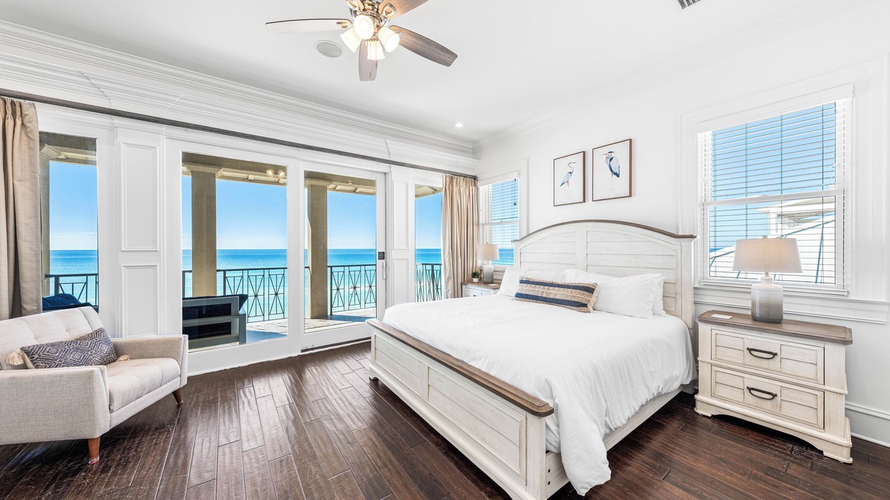 Photo of Bedroom in Delos