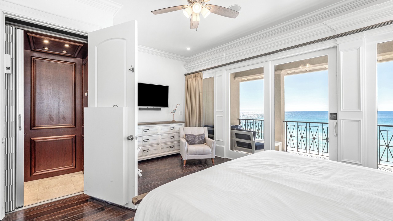 Photo of Bedroom in Delos