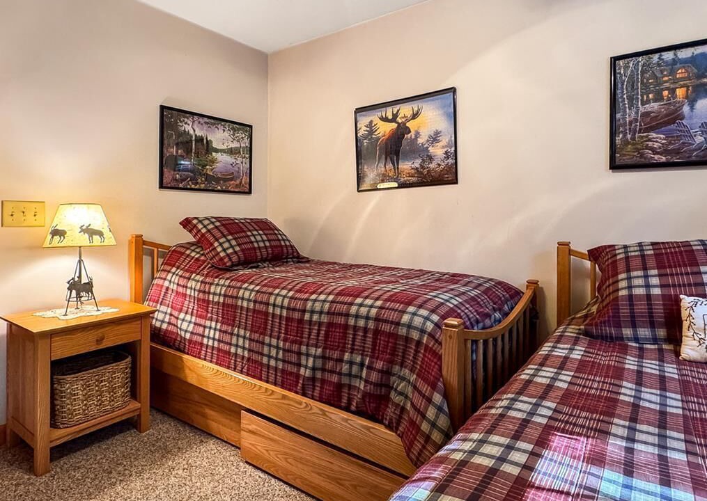 Photo of Bedroom in Eagle Bay