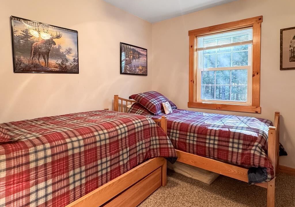 Photo of Bedroom in Eagle Bay