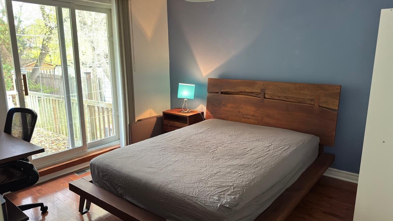 Photo of Bedroom in Newtonbrook