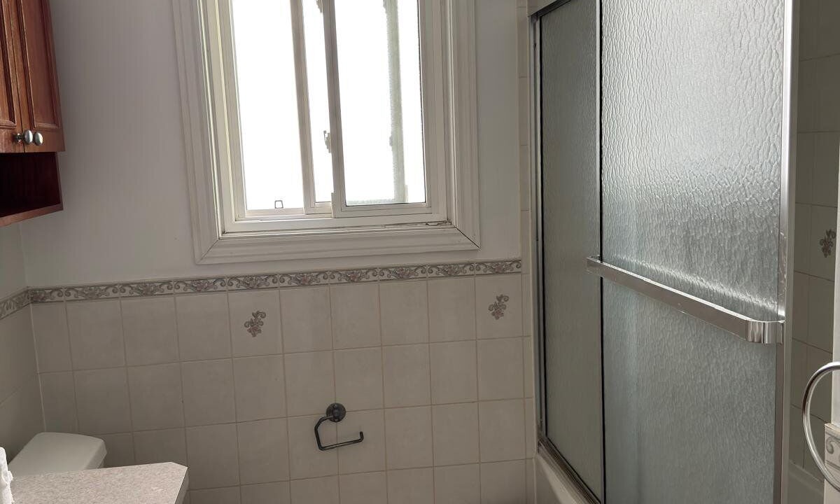 Photo of Bathroom in Newtonbrook