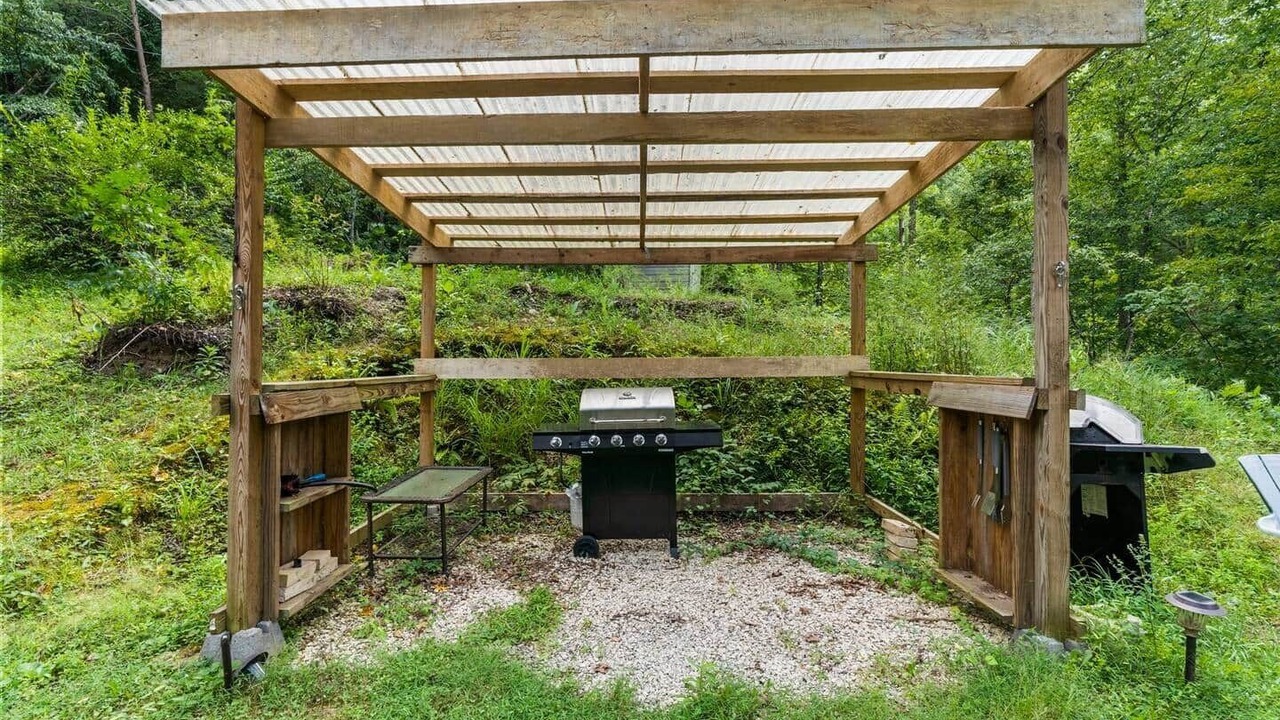 Photo of Outdoor in Slade