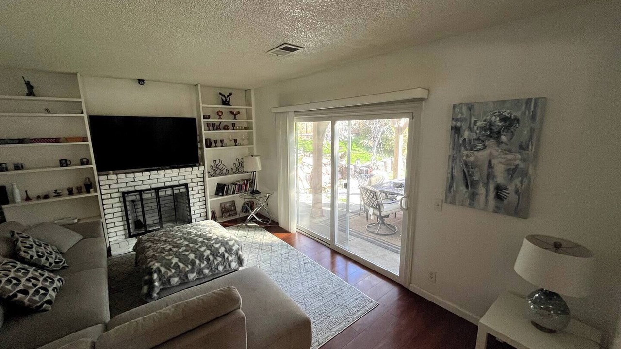 Photo of Livingroom in Edenvale