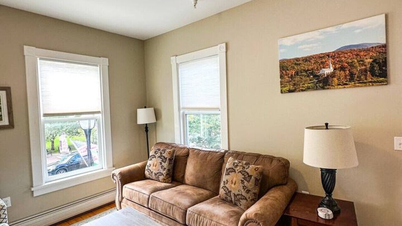 Photo of Livingroom in Stowe