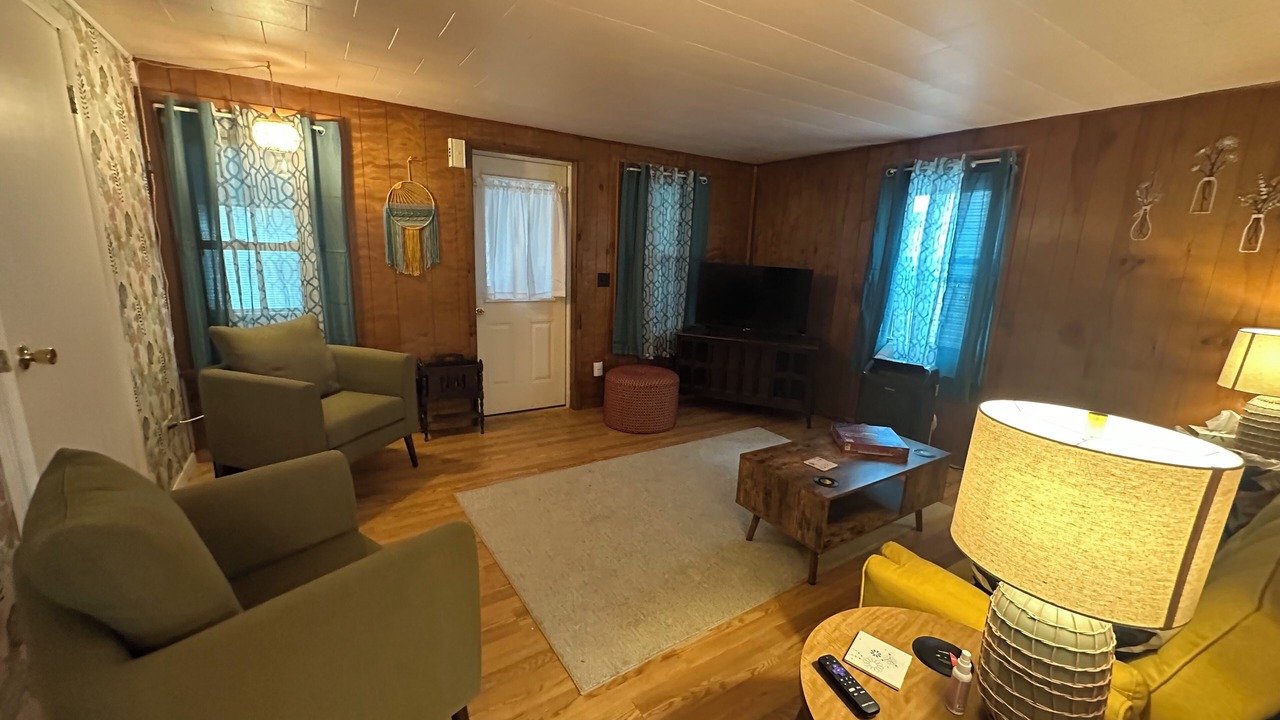 Photo of Livingroom in Massena