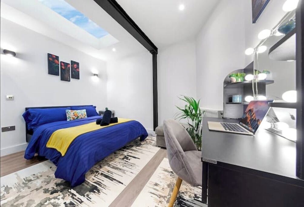 Photo of Bedroom in Mortlake