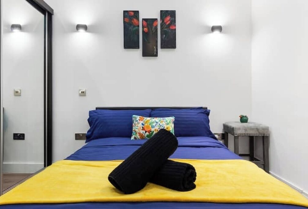 Photo of Bedroom in Mortlake