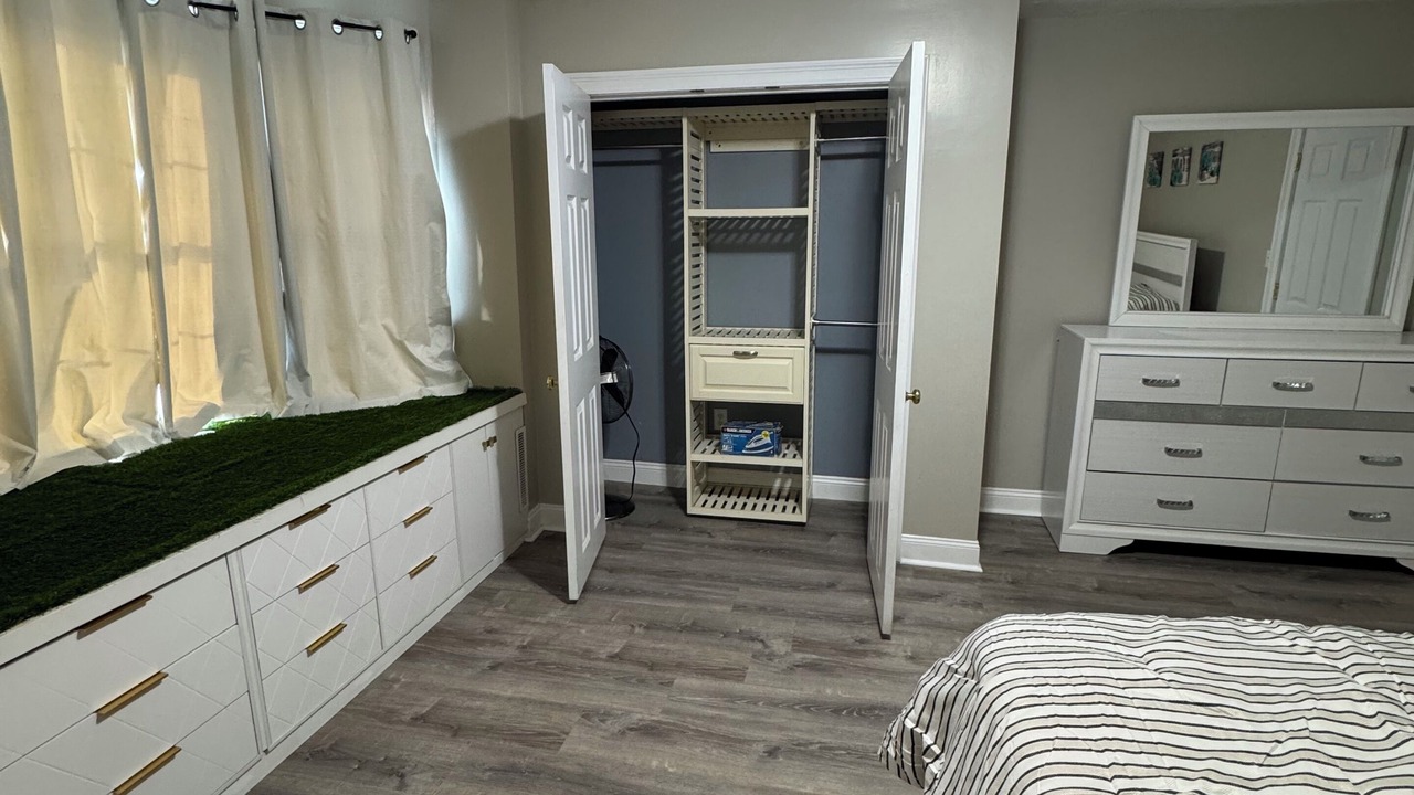 Photo of Bedroom in Ayer
