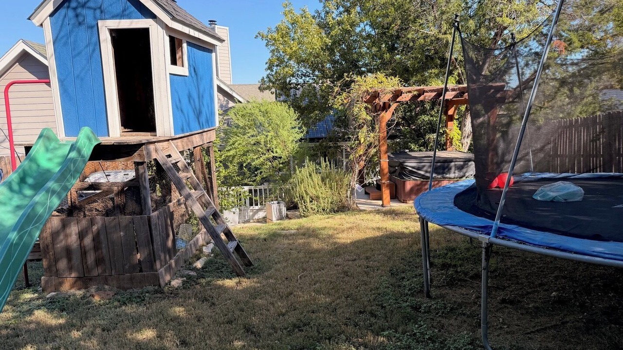 Photo of Others in Apache Shores