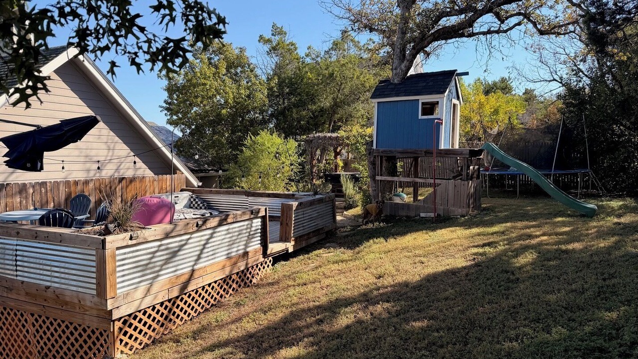 Photo of Outdoor in Apache Shores