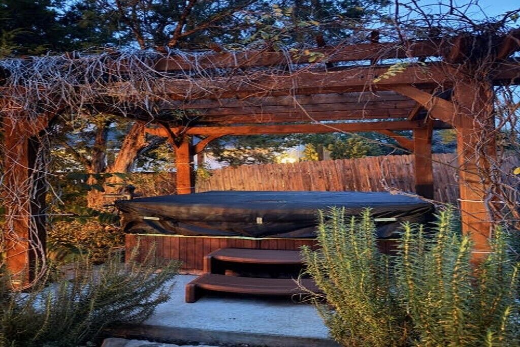 Photo of Outdoor in Apache Shores