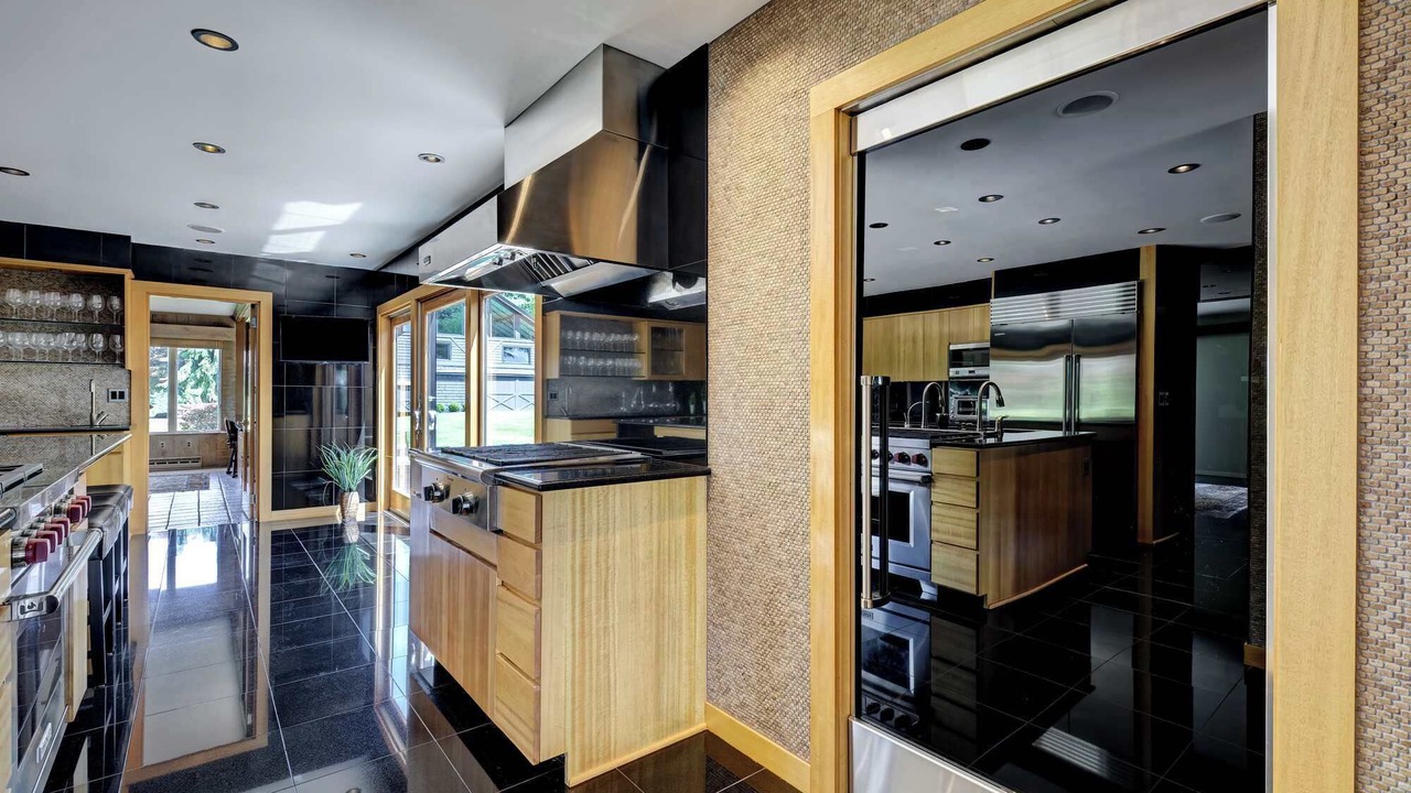 Photo of Kitchen in Lakeville