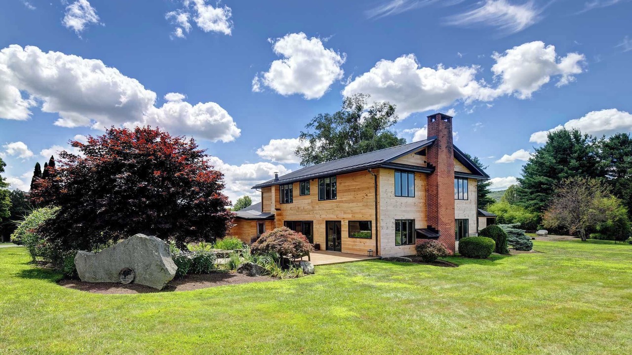 Photo of Outdoor in Lakeville