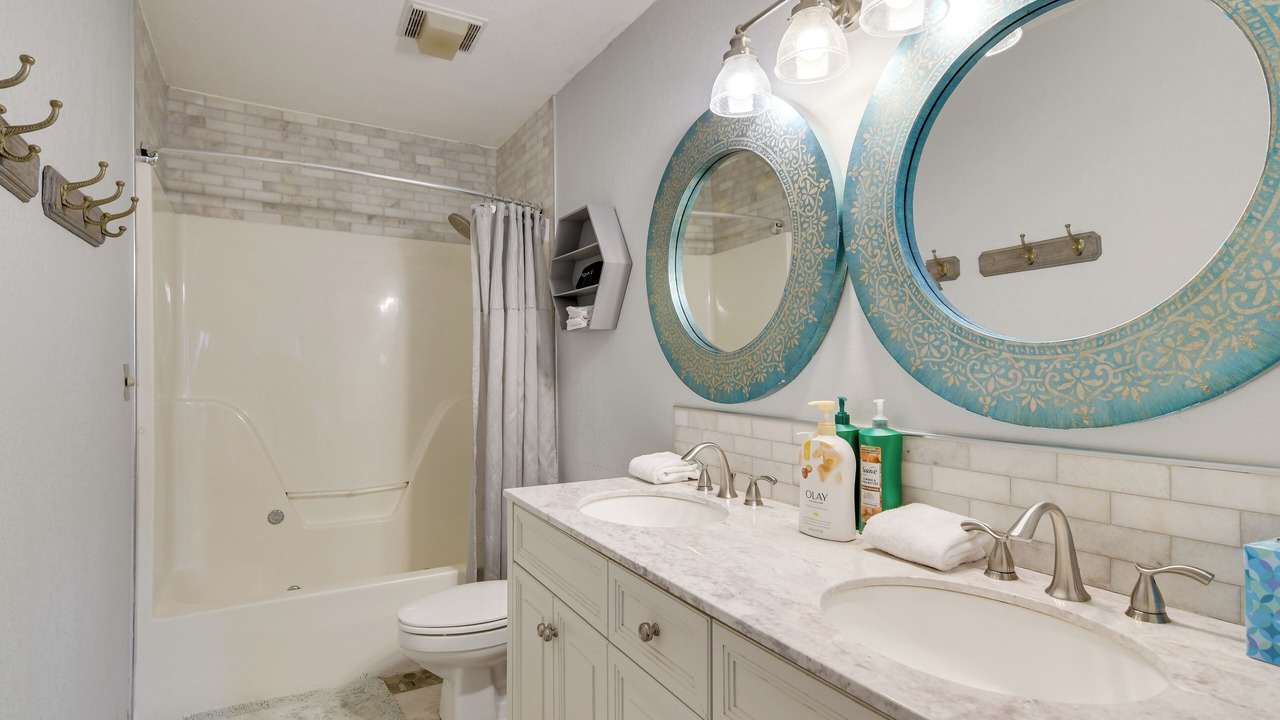 Photo of Bathroom in Branson