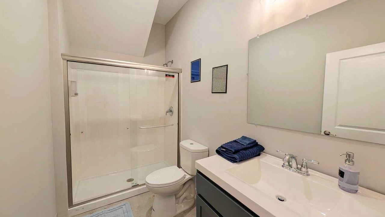 Photo of Bathroom in Central West End
