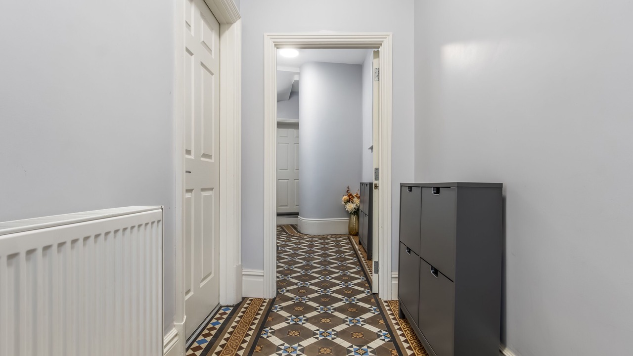 Photo of Others in Edgware