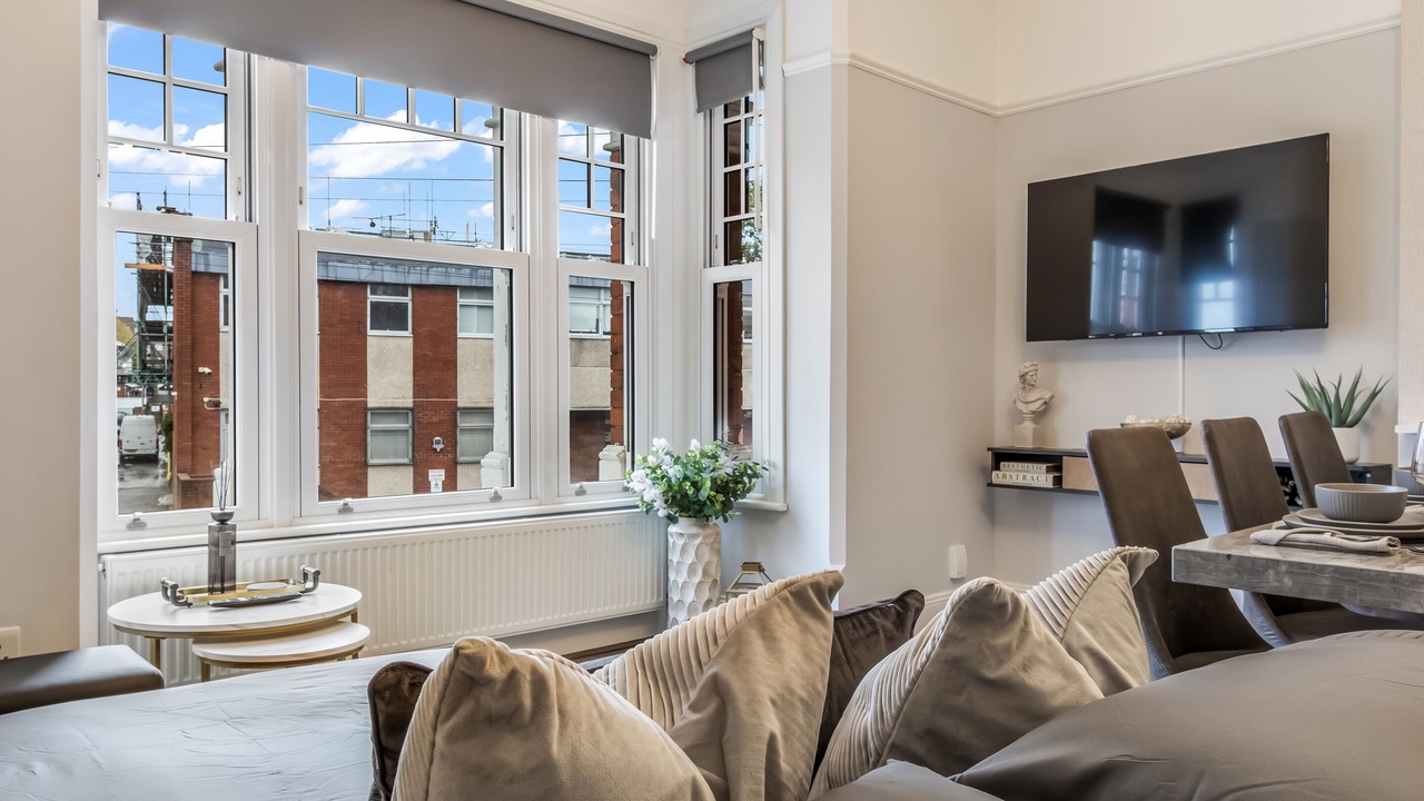 Photo of Others in Edgware