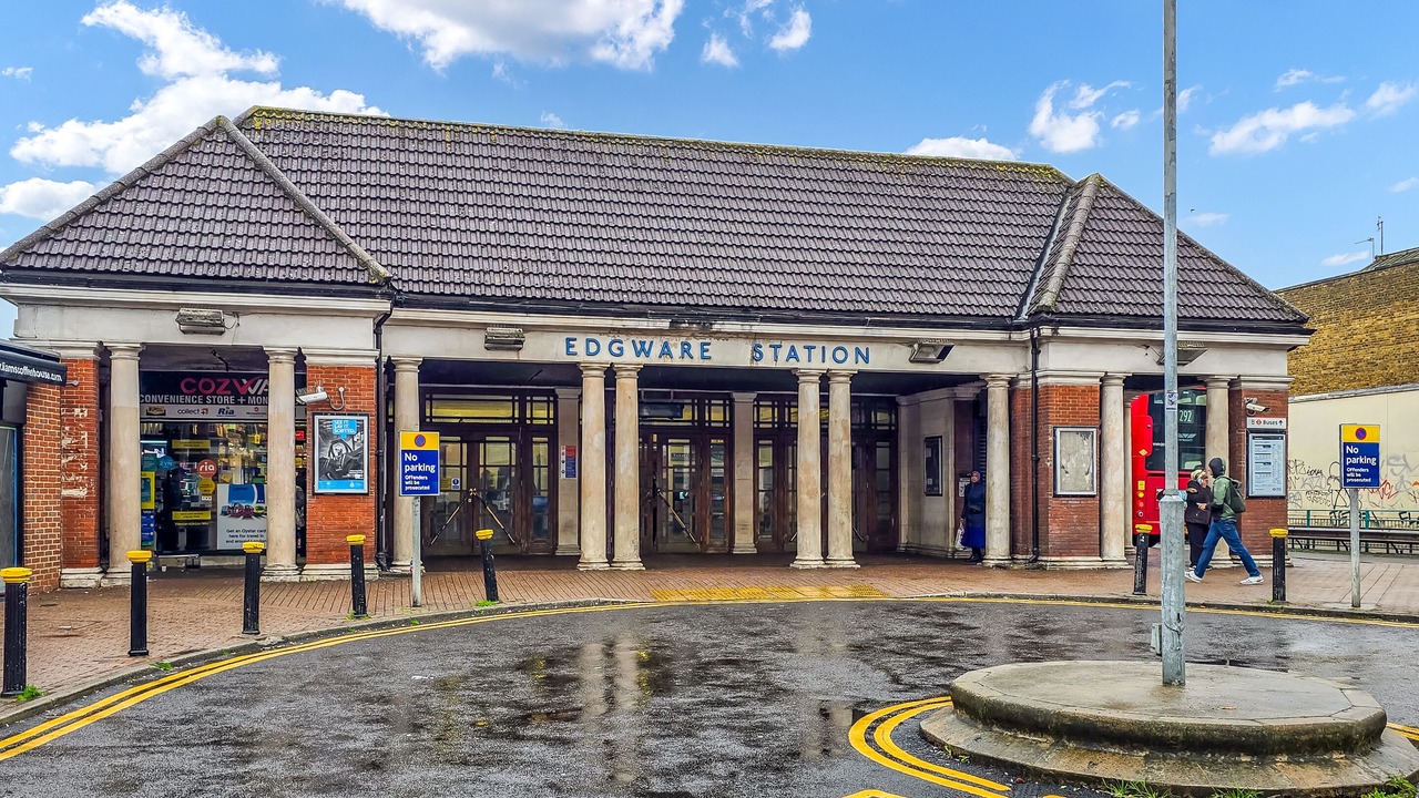 Photo of Others in Edgware