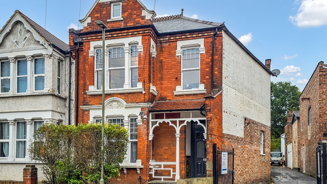 Photo of Others in Edgware