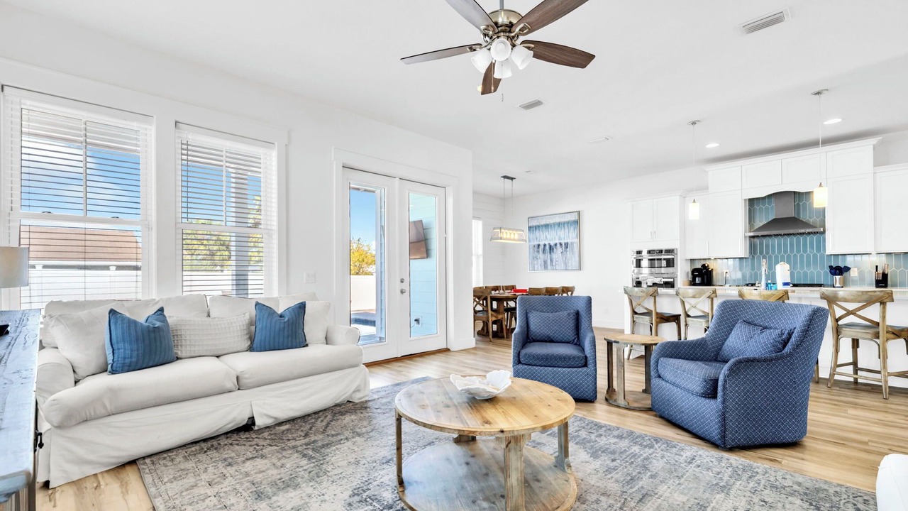 Photo of Livingroom in Kiska Beach