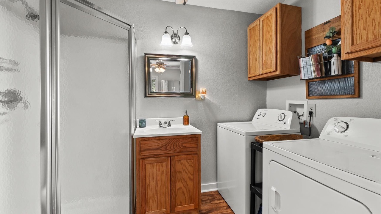 Photo of Bathroom in Long Branch