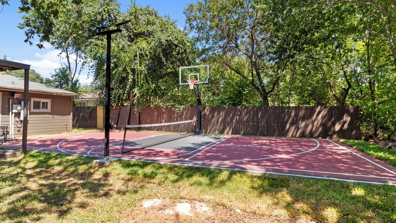 Photo of Others in College Hills Estates