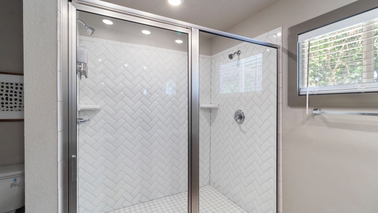 Photo of Bathroom in College Hills Estates