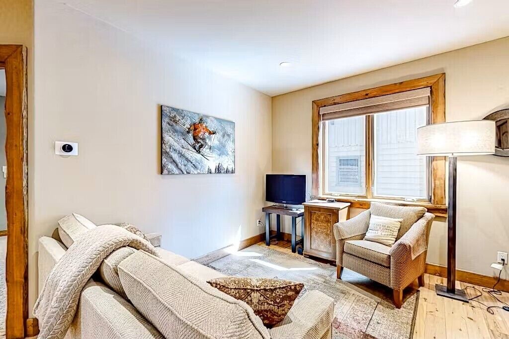 Photo of Livingroom in Tahoe Vista